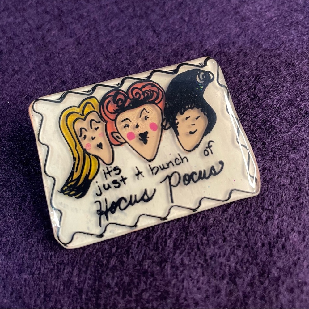 2 Handmade Hocus Pocus Inspired Pins